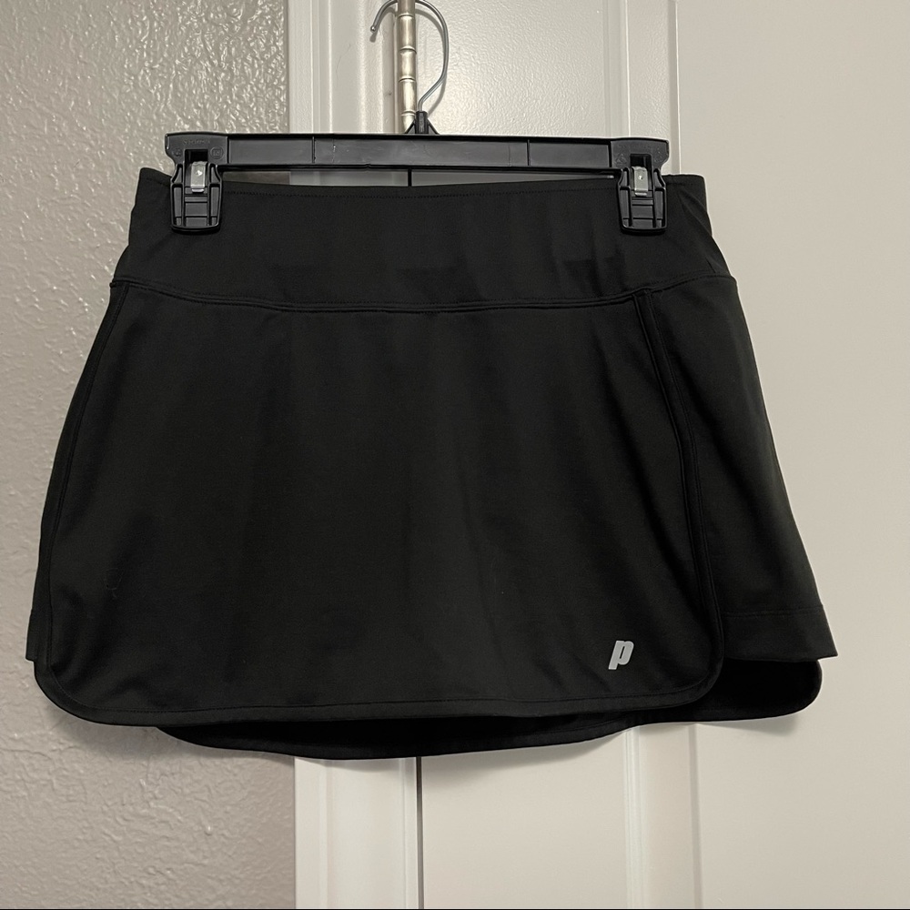 Black tennis skort